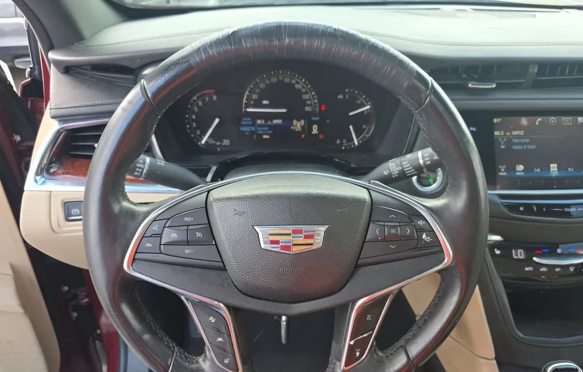 2017 CADILLAC XT5 Luxury 7