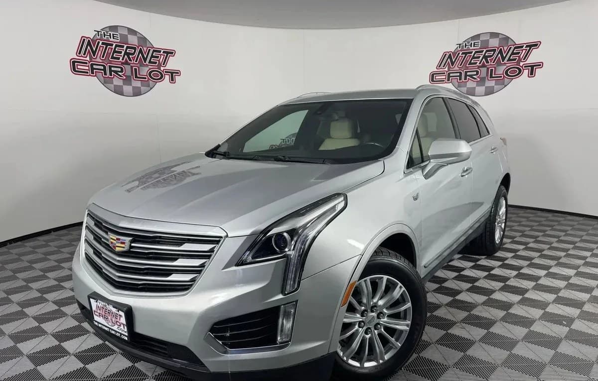 2018 CADILLAC XT5 Base 2