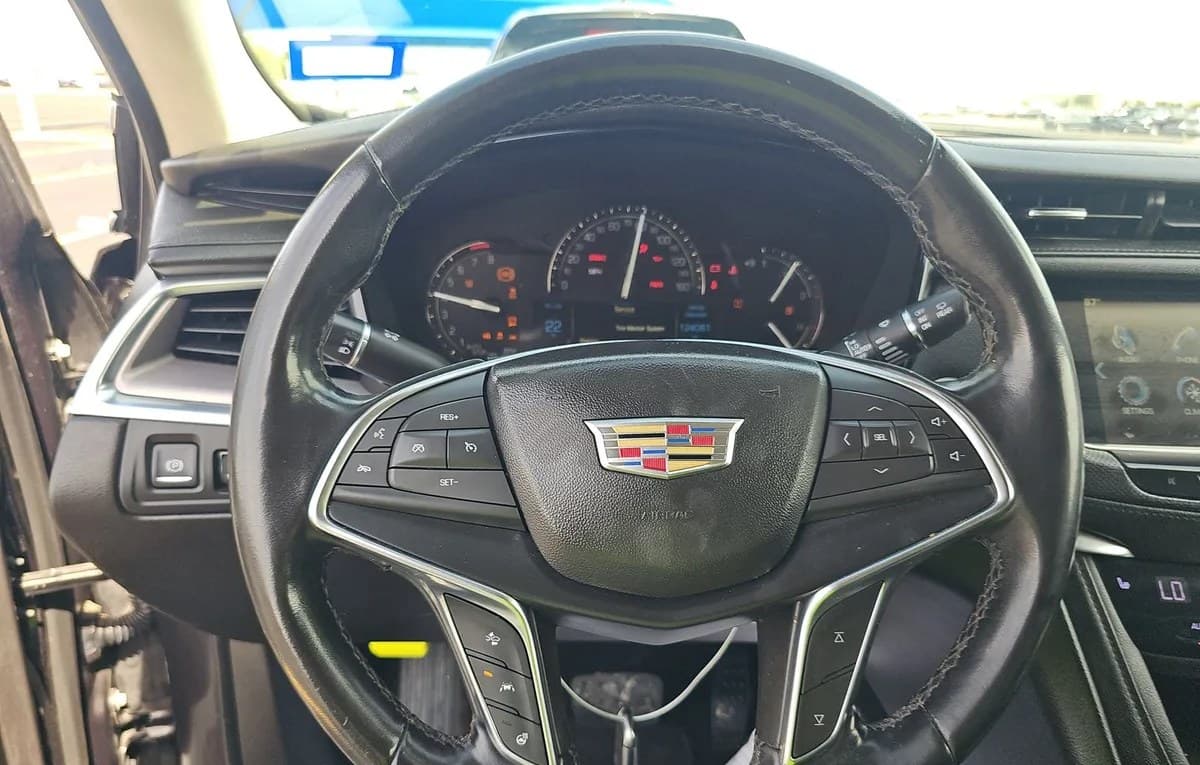 2018 CADILLAC XT5 Luxury 7