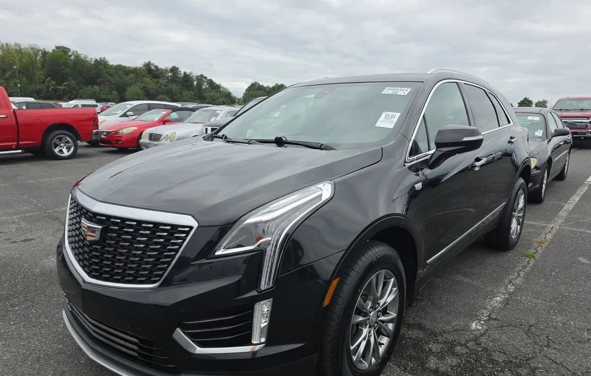 2021 CADILLAC XT5 PREMIUM Luxury 2