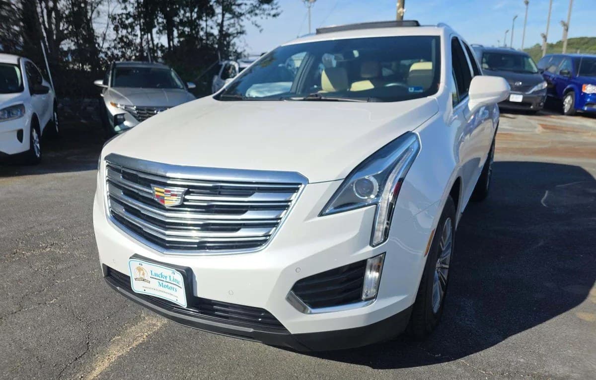 2017 CADILLAC XT5 Luxury 2