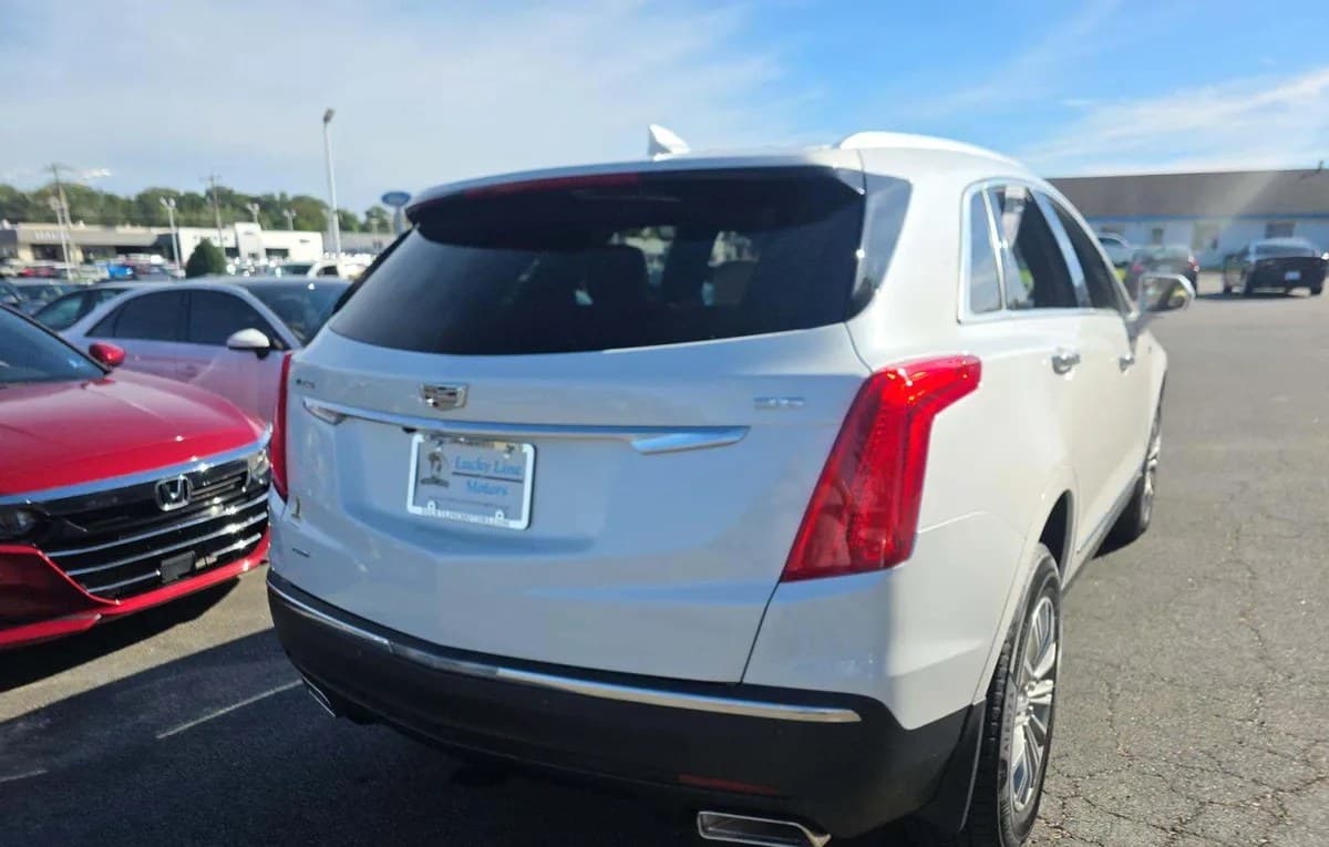 2017 CADILLAC XT5 Luxury 4