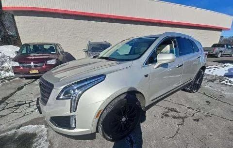 2017 CADILLAC XT5 Luxury 2