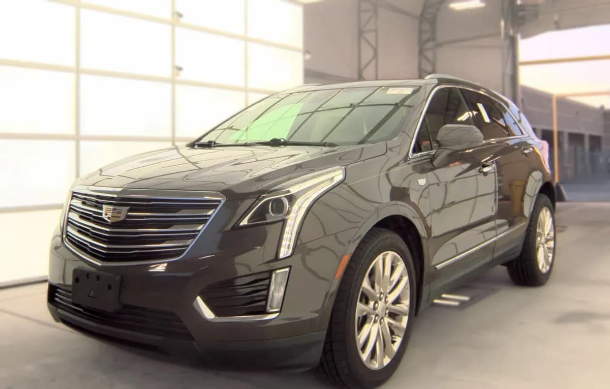 2019 CADILLAC XT5 Luxury 2