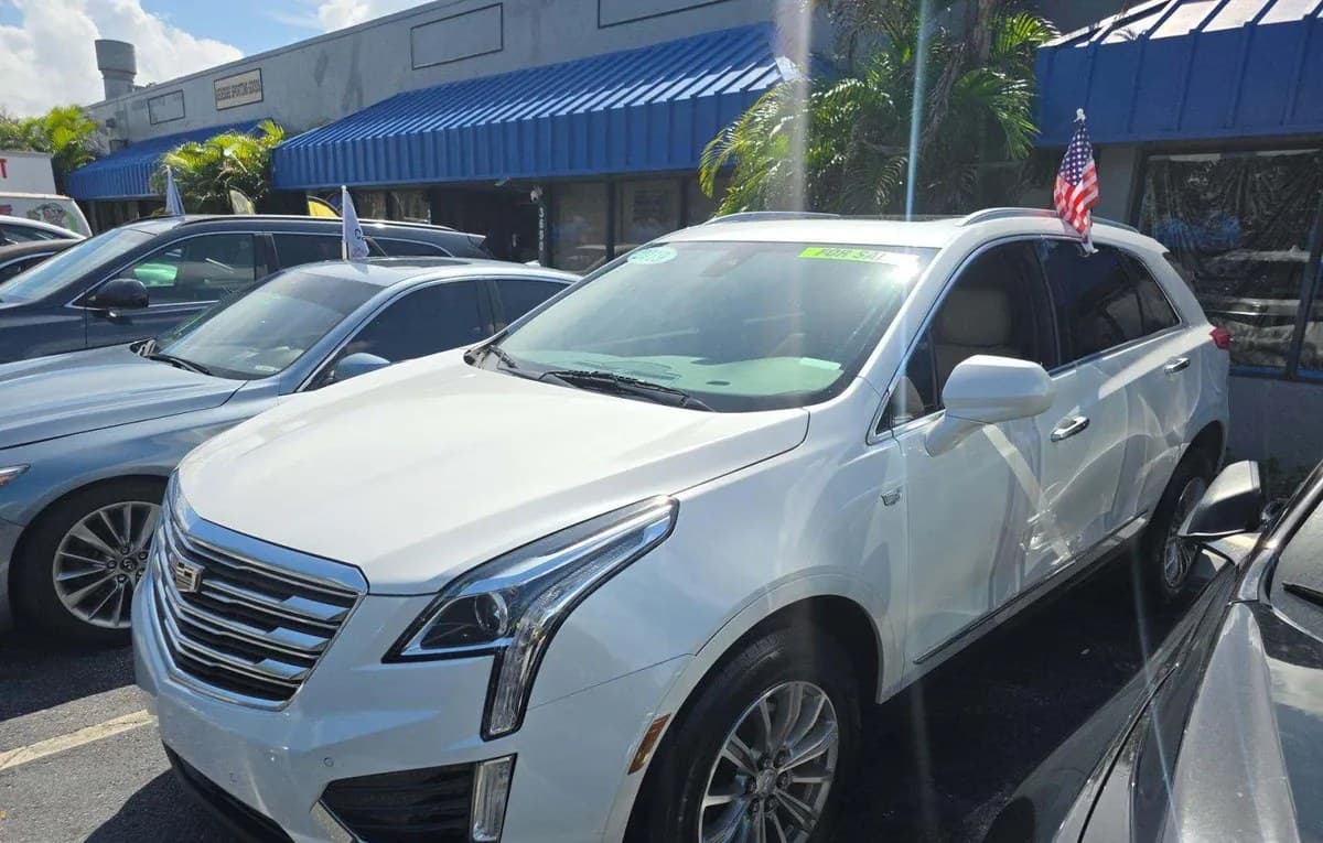 2019 CADILLAC XT5 Luxury 2
