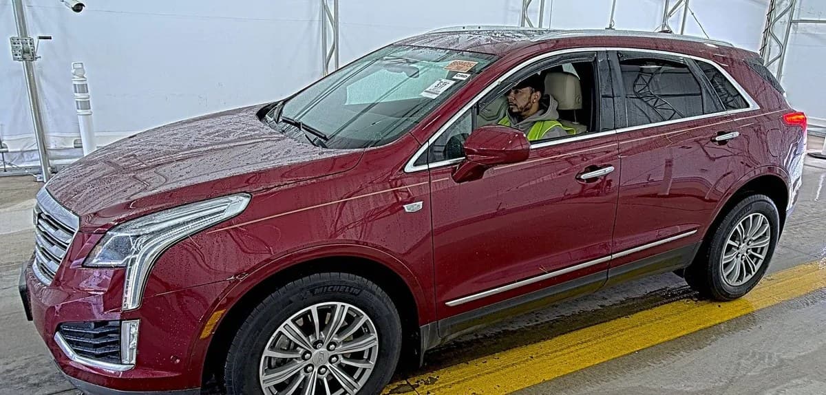 2017 CADILLAC XT5 PREMIUM Luxury 2