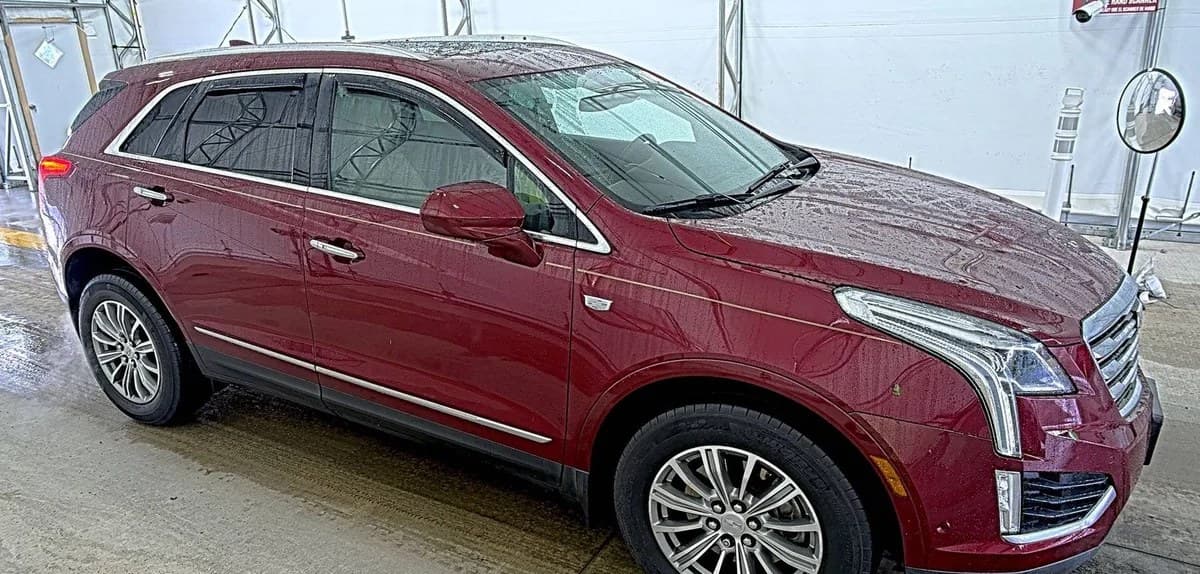 2017 CADILLAC XT5 PREMIUM Luxury 4