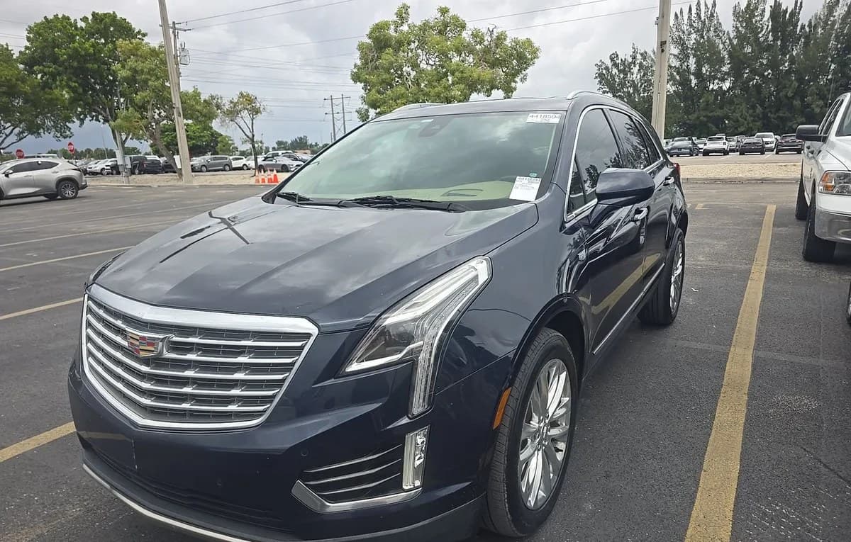 2017 CADILLAC XT5 Platinum 2