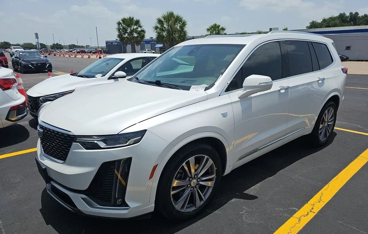 2020 CADILLAC XT6 PREMIUM Luxury 2