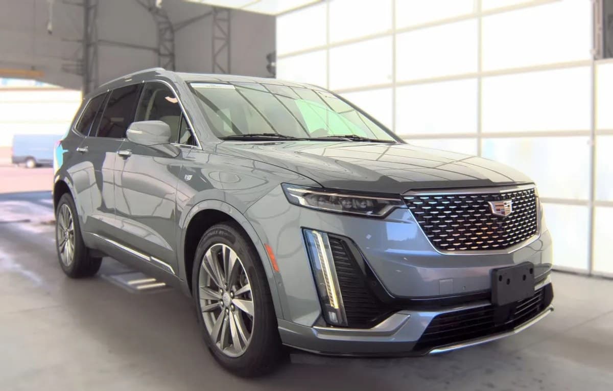 2022 CADILLAC XT6 PREMIUM Luxury 4