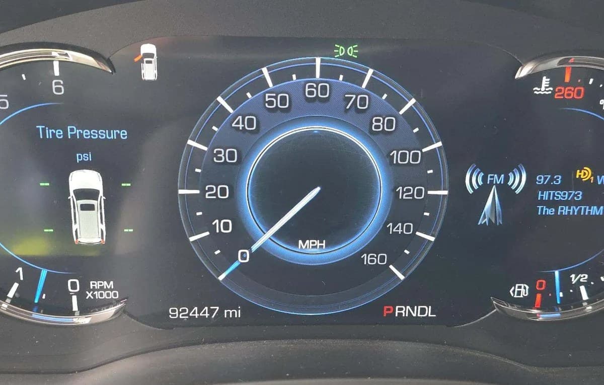 2017 CADILLAC ESCALADE ESV Luxury 6
