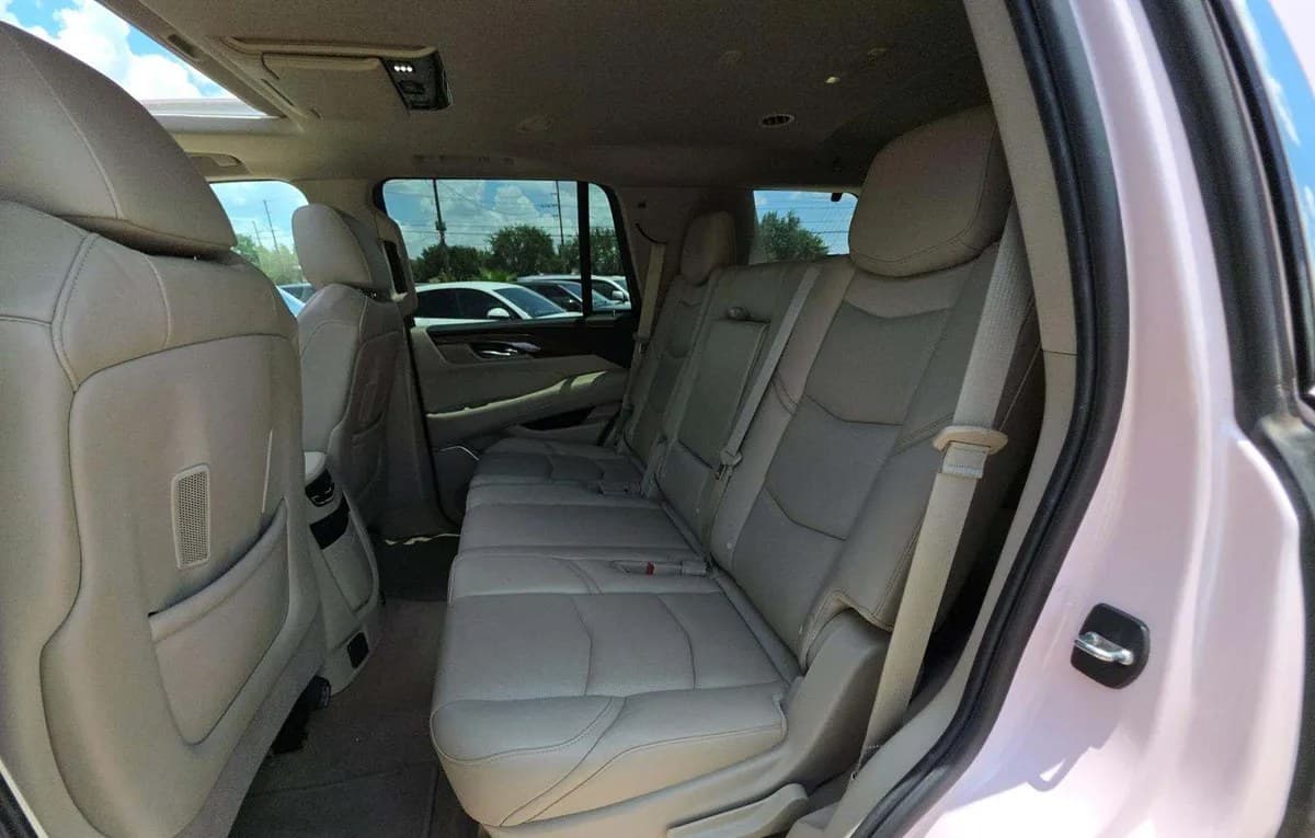2019 CADILLAC ESCALADE Luxury 7