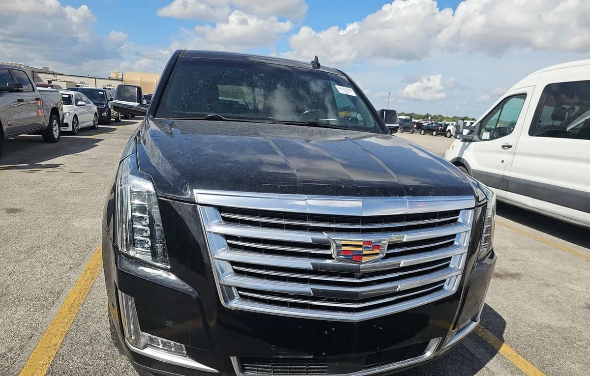 2018 CADILLAC ESCALADE Platinum 3