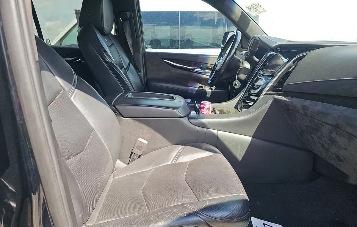 2018 CADILLAC ESCALADE Platinum 5