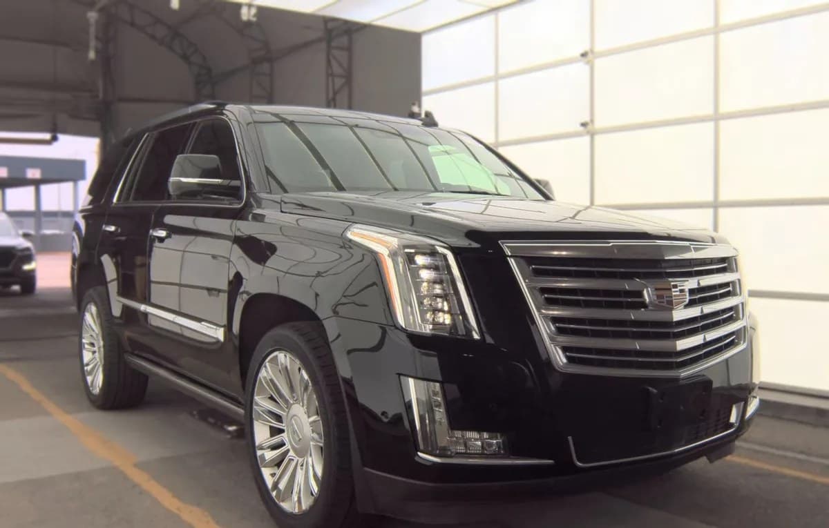 2017 CADILLAC ESCALADE Platinum 4