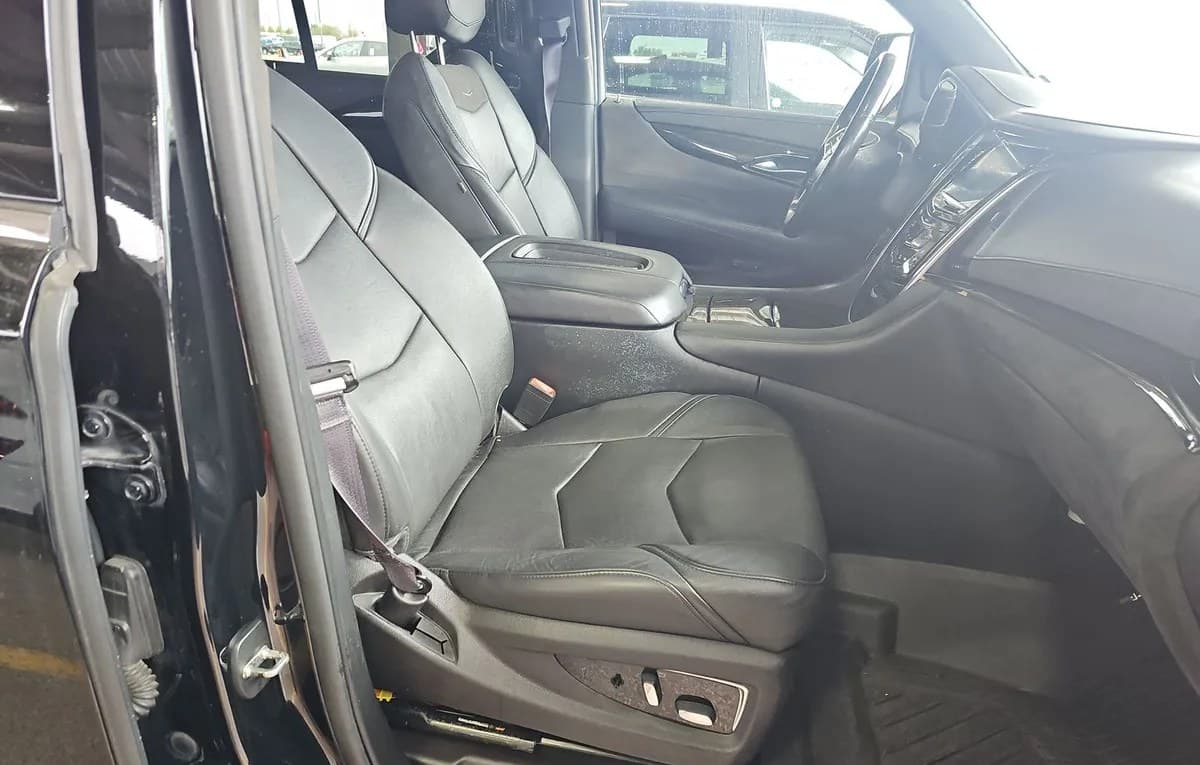 2017 CADILLAC ESCALADE Platinum 5
