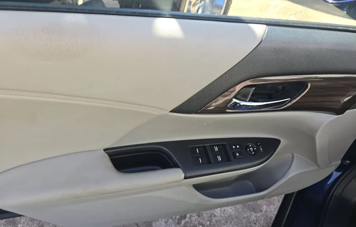 2017 HONDA ACCORD EX 6