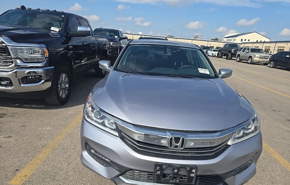 2017 HONDA ACCORD EX 2
