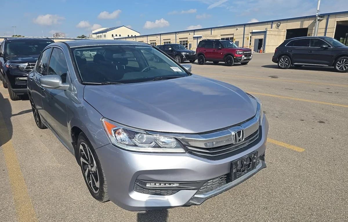 2017 HONDA ACCORD EX 3