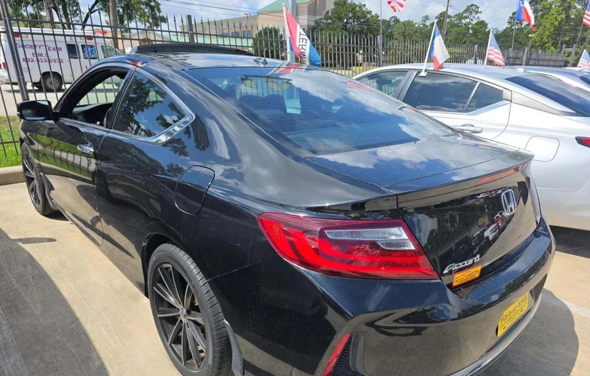 2017 HONDA ACCORD EX 3