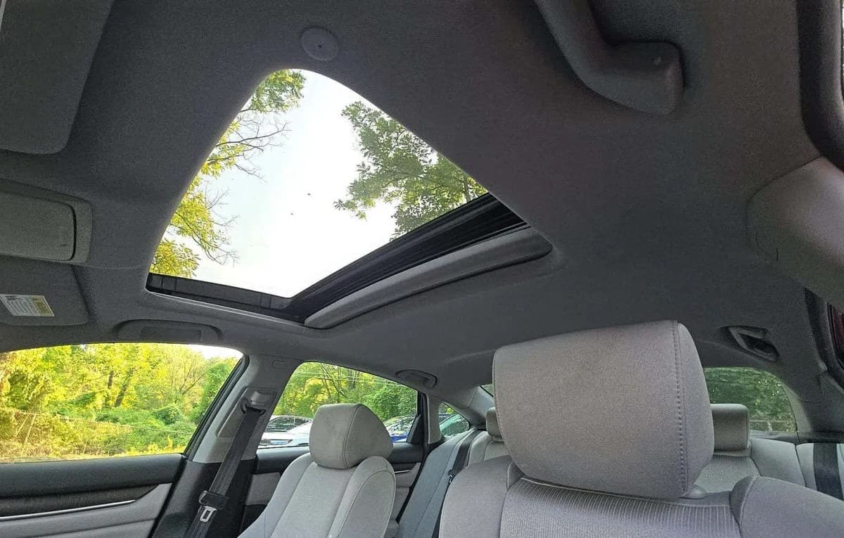 2019 HONDA ACCORD EX 7