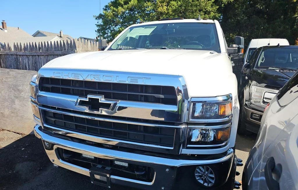 2022 CHEVROLET SILVERADO MEDIUM DUTY BASE