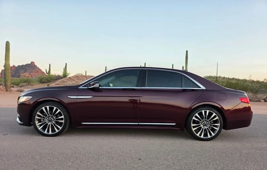 2019 LINCOLN CONTINENTAL Select 3