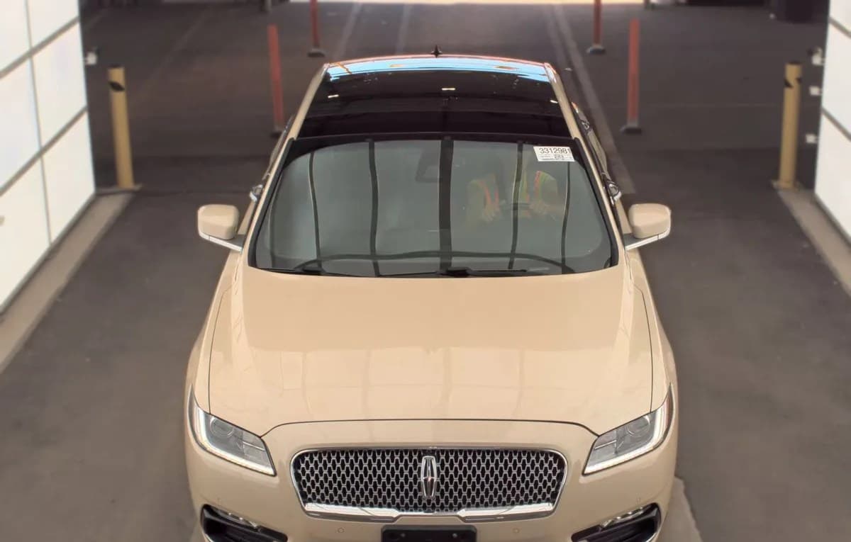 2018 LINCOLN CONTINENTAL Select 3