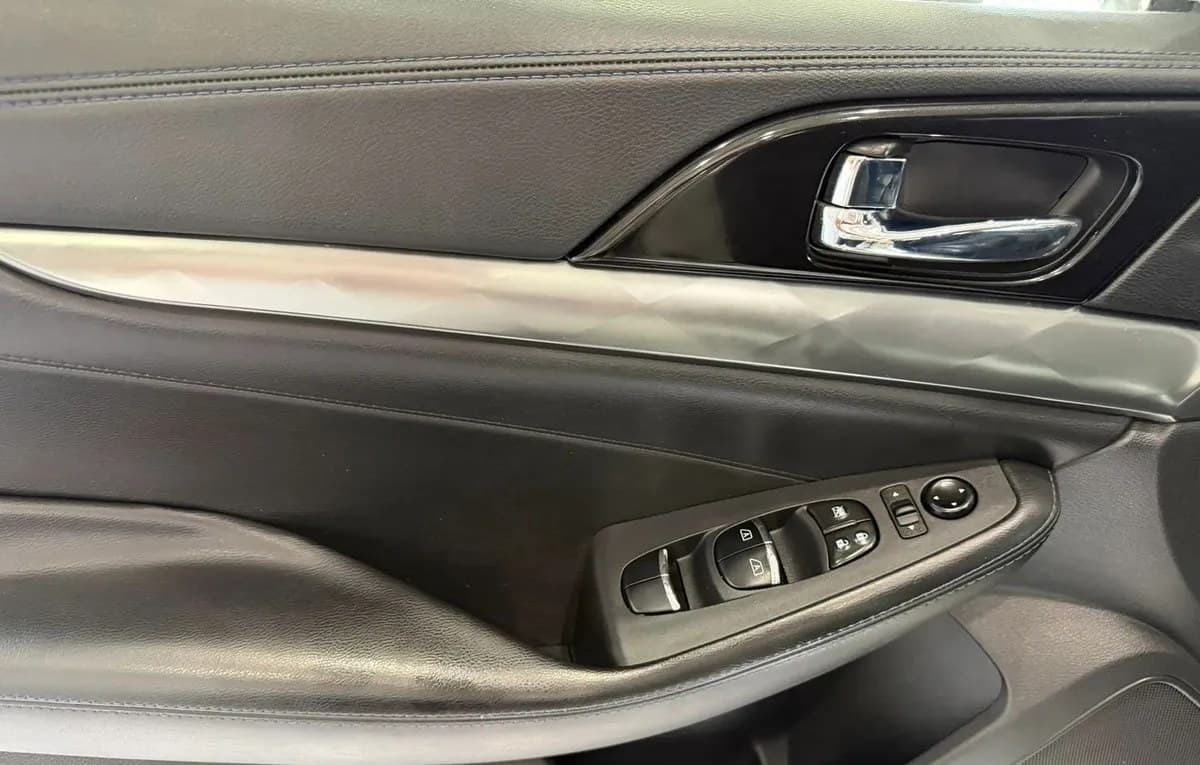 2017 NISSAN MAXIMA 3.5 SR 5