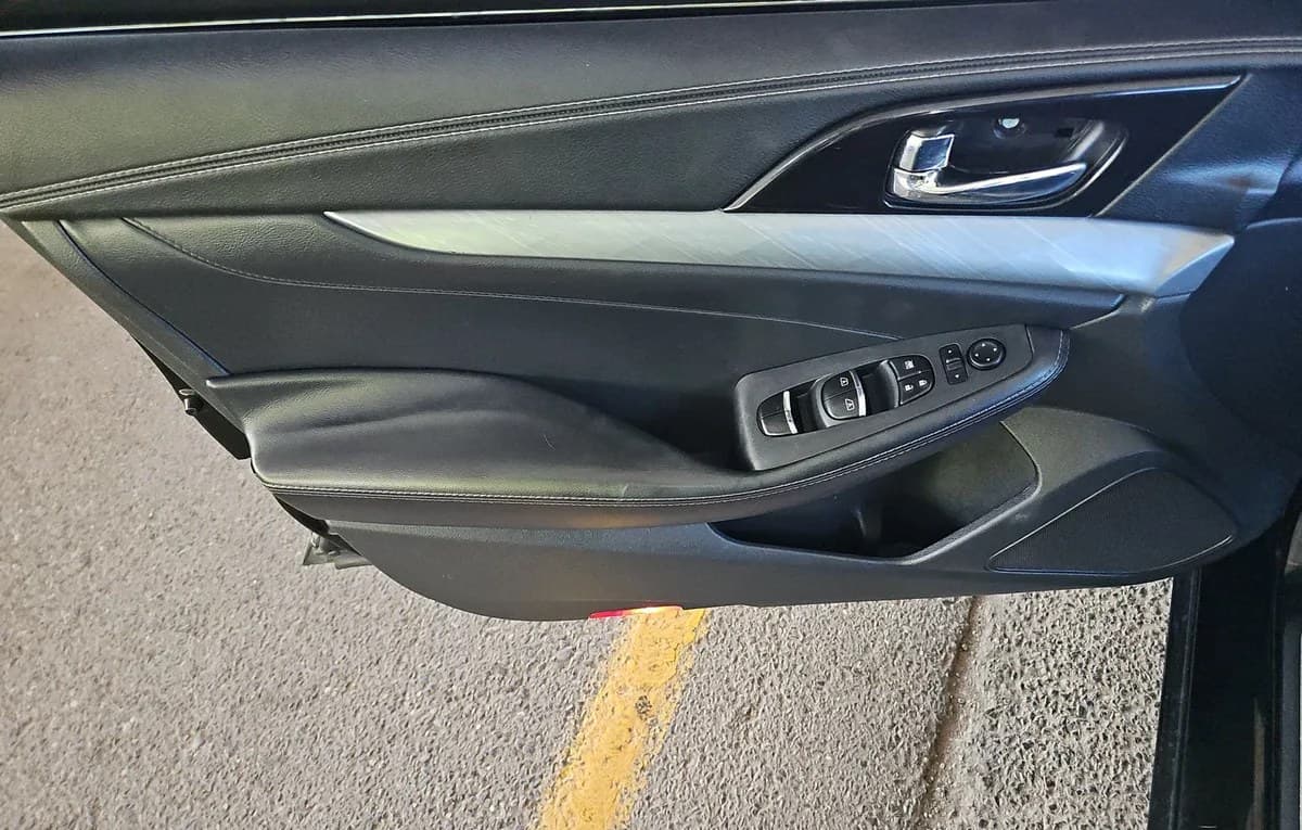 2017 NISSAN MAXIMA 3.5 SV 6