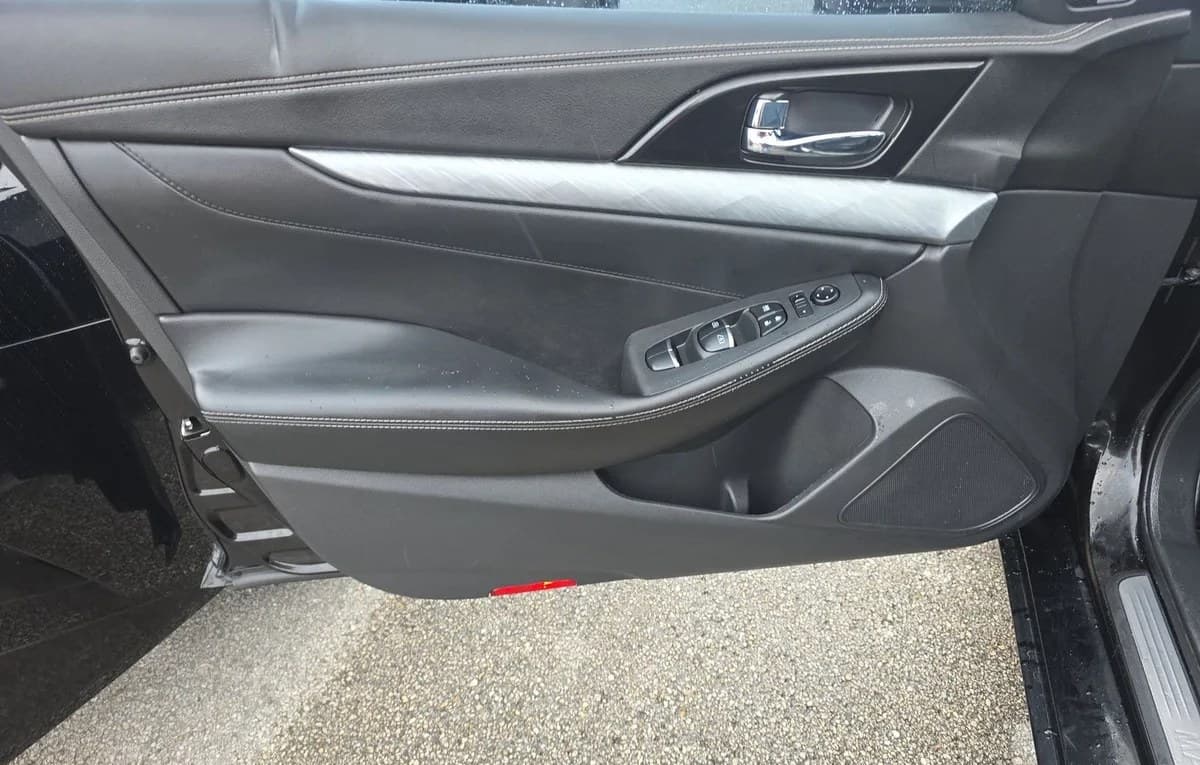 2017 NISSAN MAXIMA SL 6