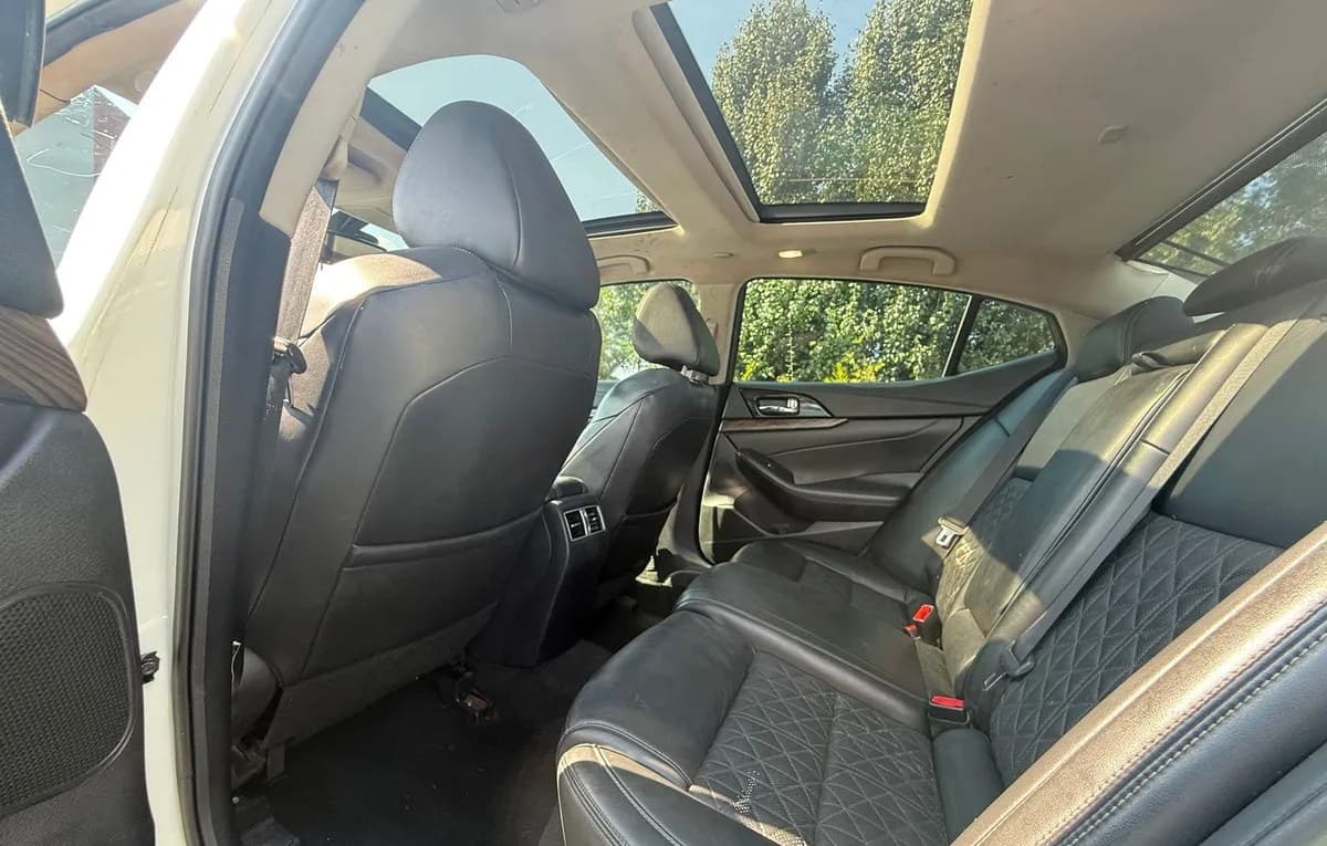 2017 NISSAN MAXIMA Platinum 5
