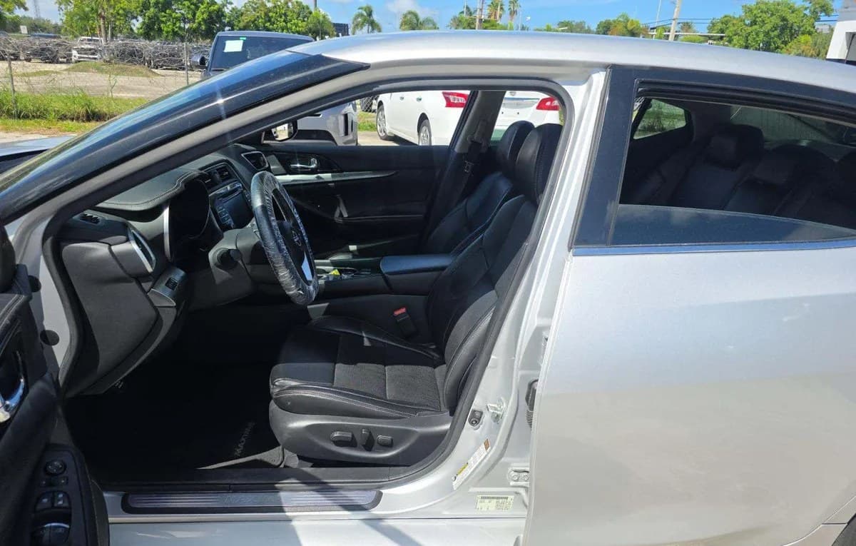 2023 NISSAN MAXIMA SV 4