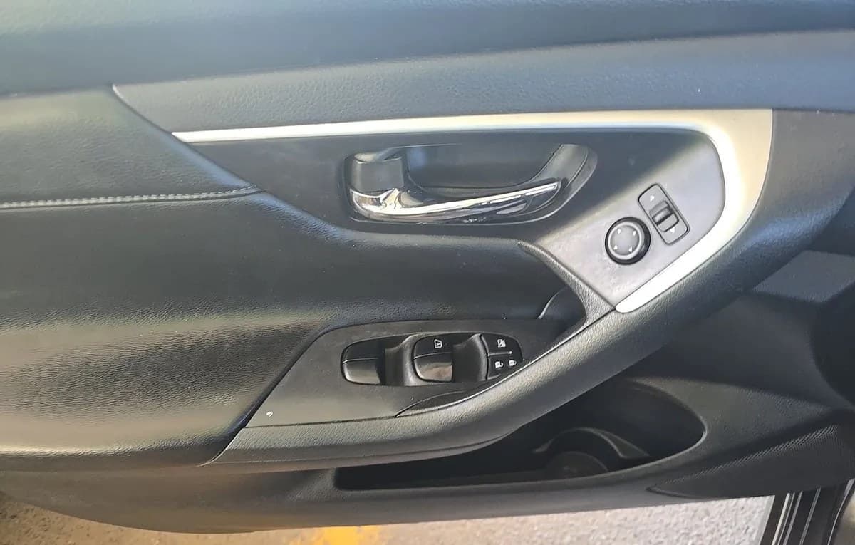 2017 NISSAN ALTIMA 2.5 SR 6