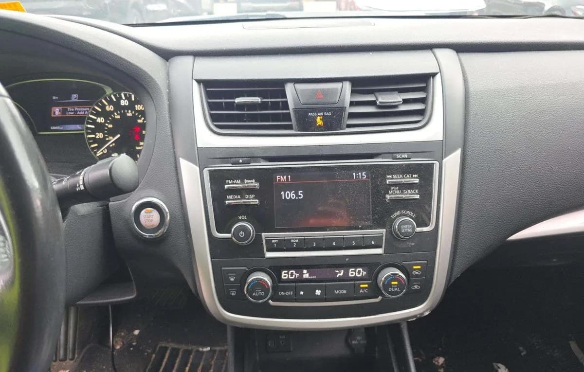 2017 NISSAN ALTIMA 2.5 SV 6