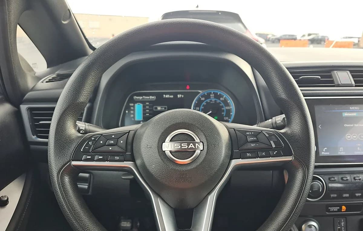 2023 NISSAN LEAF S 7
