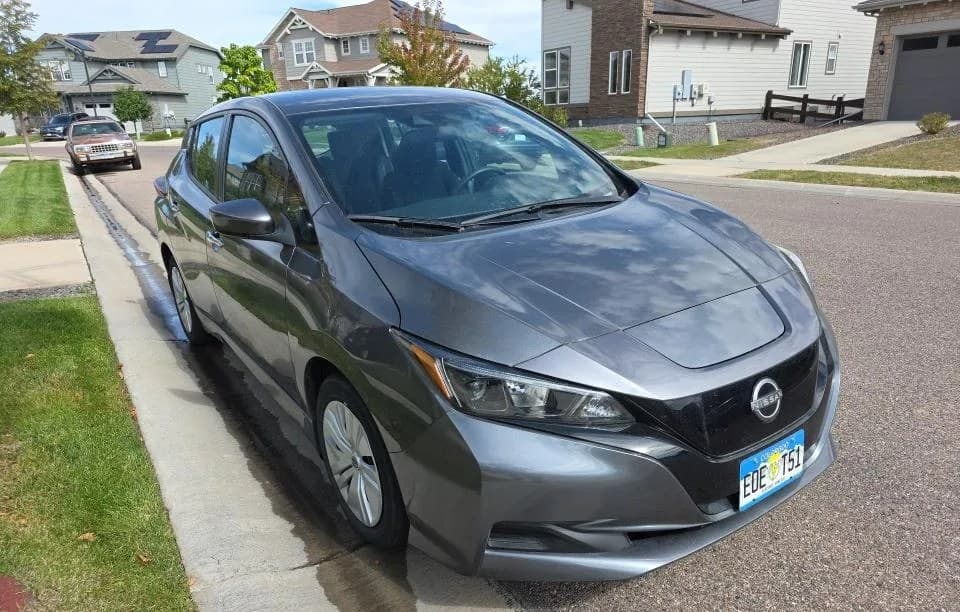 2025 NISSAN LEAF S 4