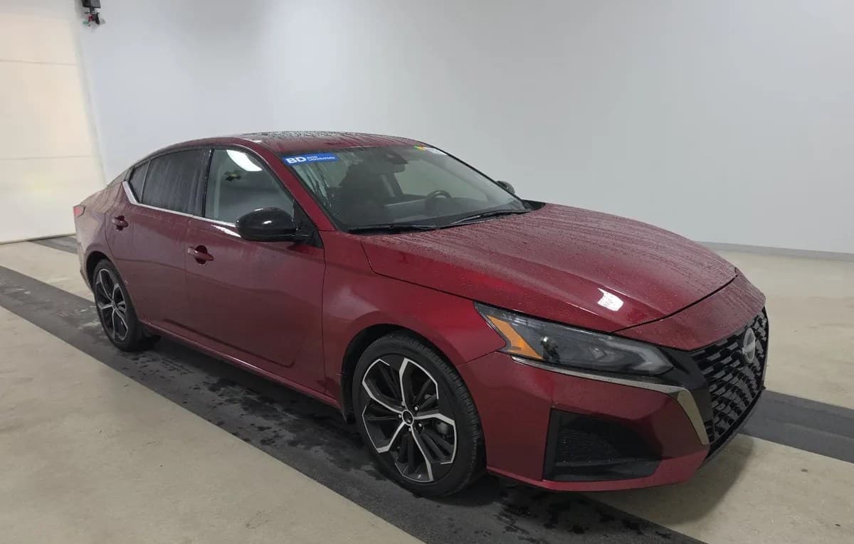 2025 NISSAN ALTIMA 2.5 SR 4
