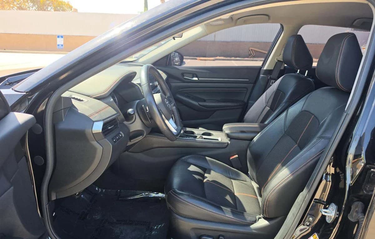 2022 NISSAN ALTIMA SR 4