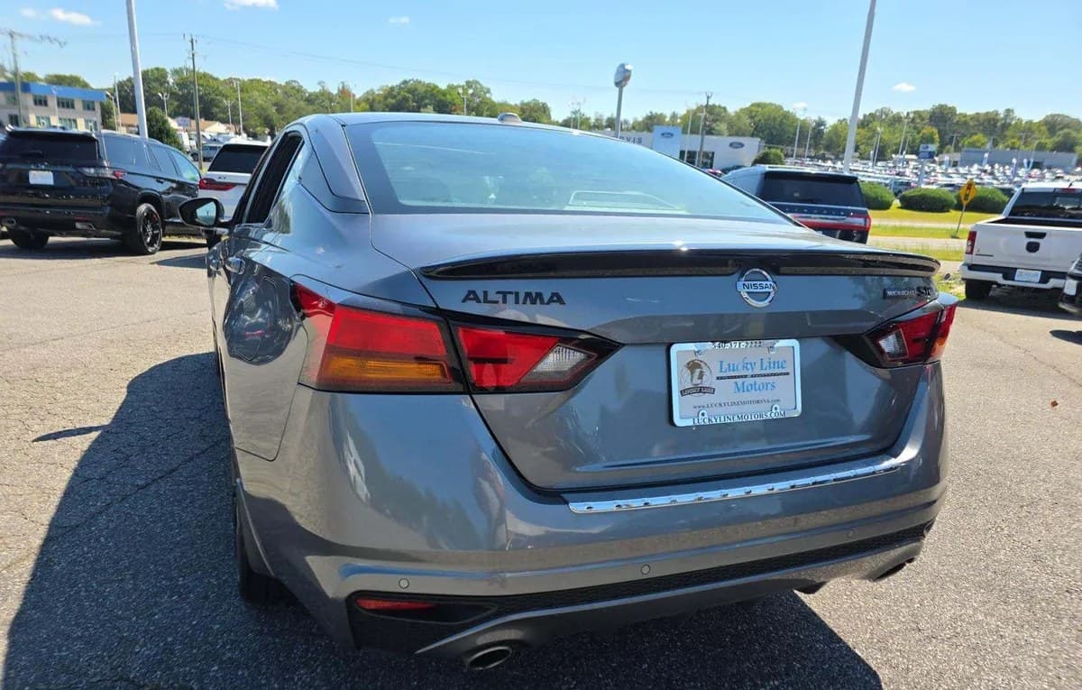 2022 NISSAN ALTIMA 2.5 SR 3