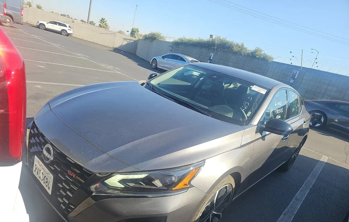 2025 NISSAN ALTIMA SR 2