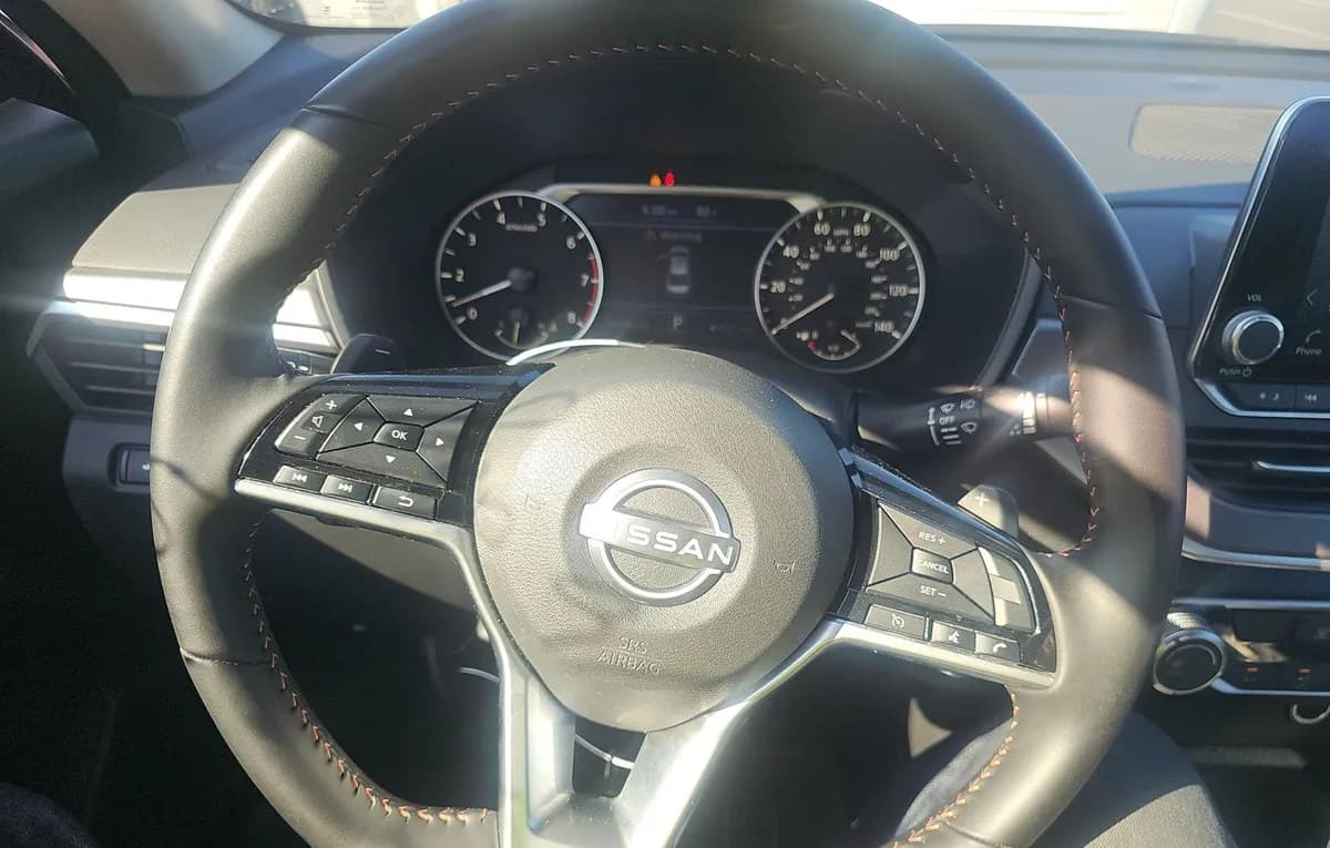 2025 NISSAN ALTIMA SR 7