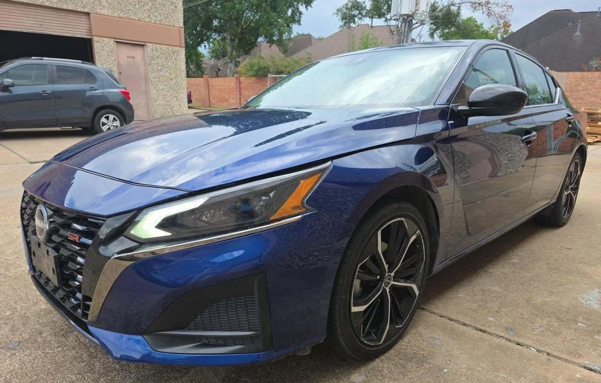 2024 NISSAN ALTIMA 2.5 SR 2