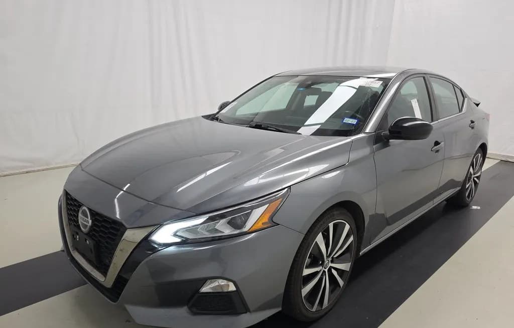 2022 NISSAN ALTIMA SR