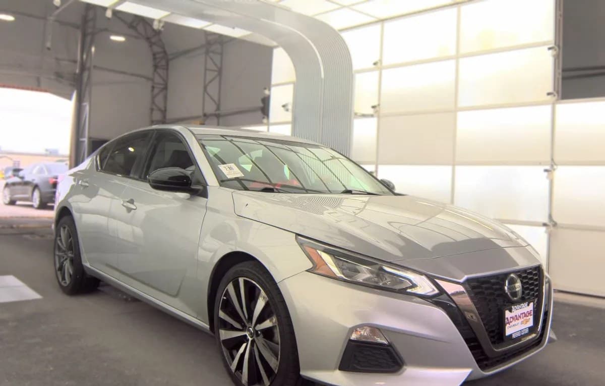 2021 NISSAN ALTIMA 2.5 SR 4