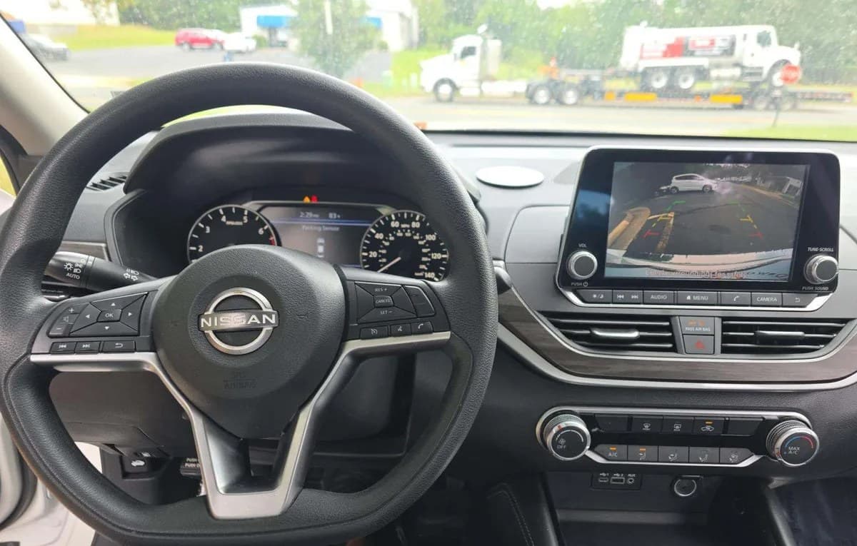 2023 NISSAN ALTIMA 2.5 SV 7