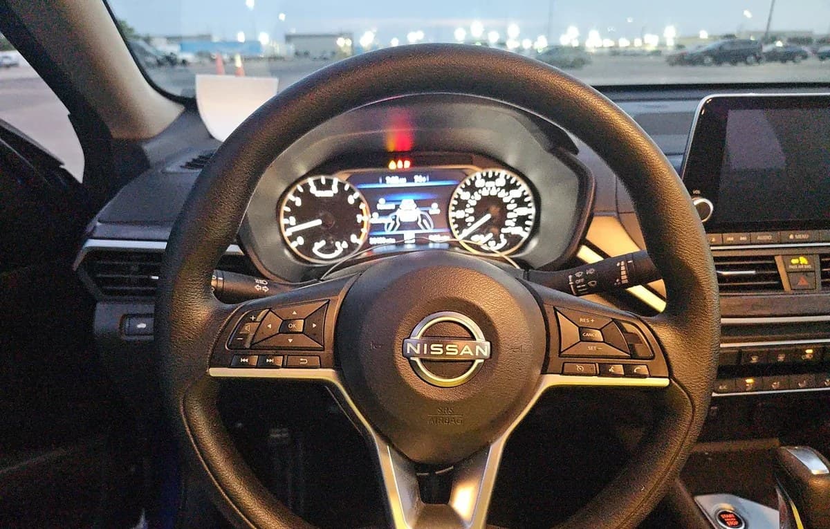 2025 NISSAN ALTIMA 2.5 SV 7
