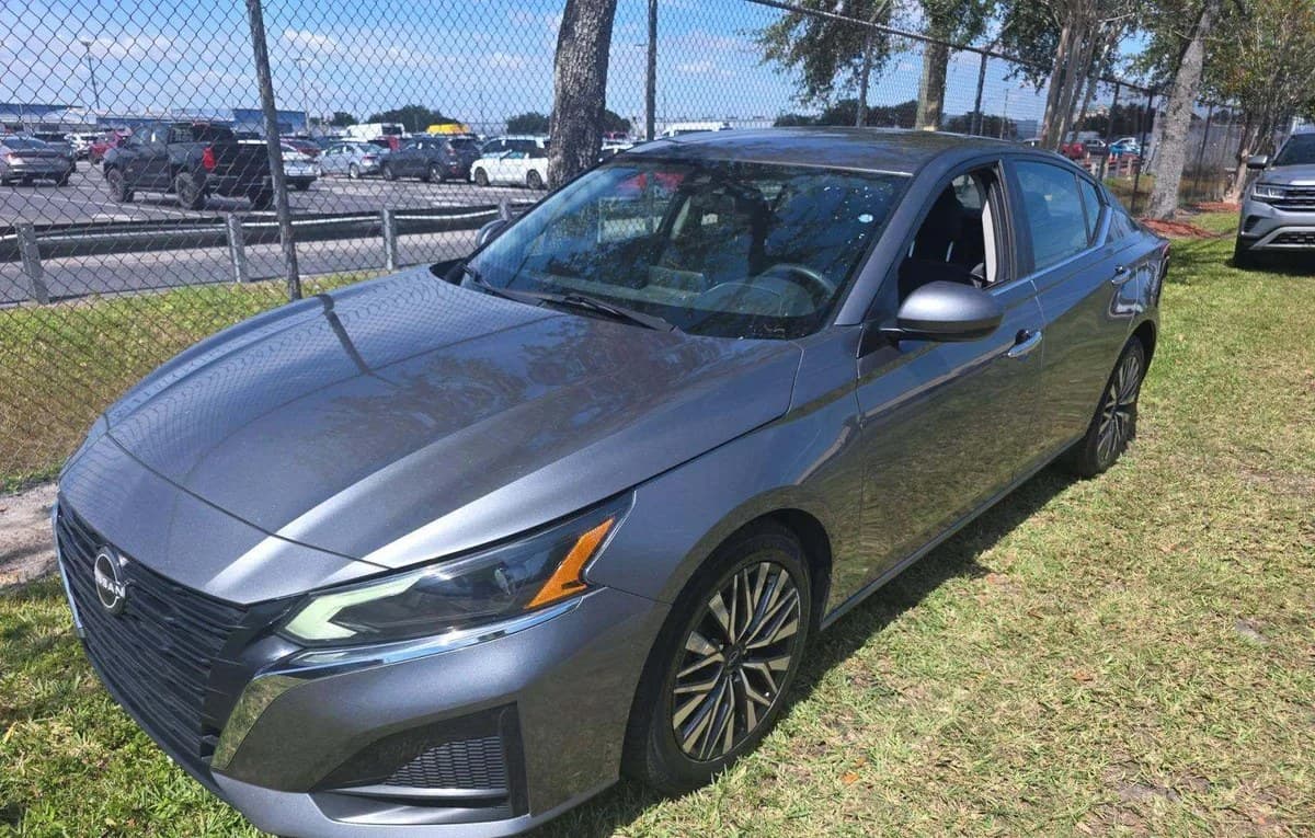 2023 NISSAN ALTIMA SV 2