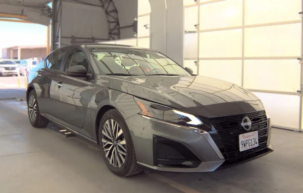 2025 NISSAN ALTIMA SV 4