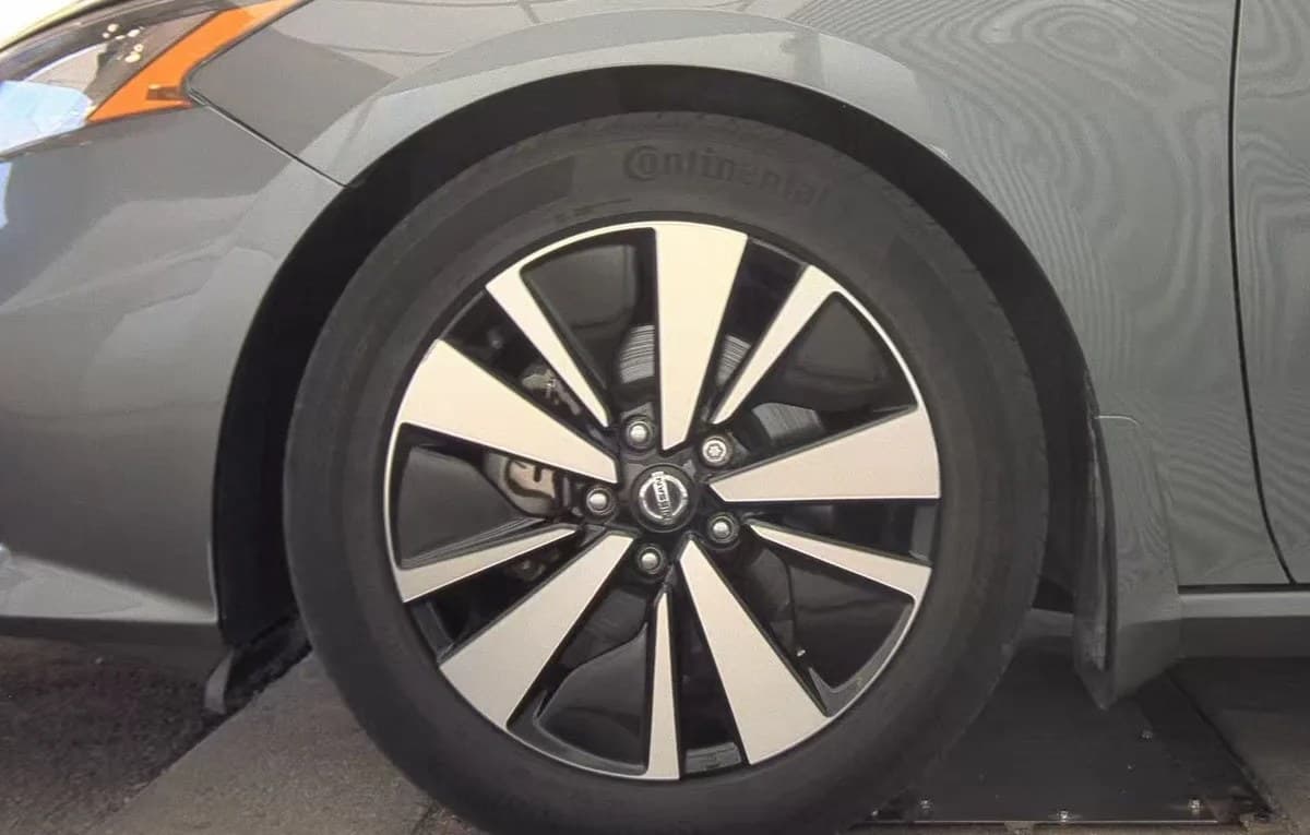 2021 NISSAN ALTIMA SV 6